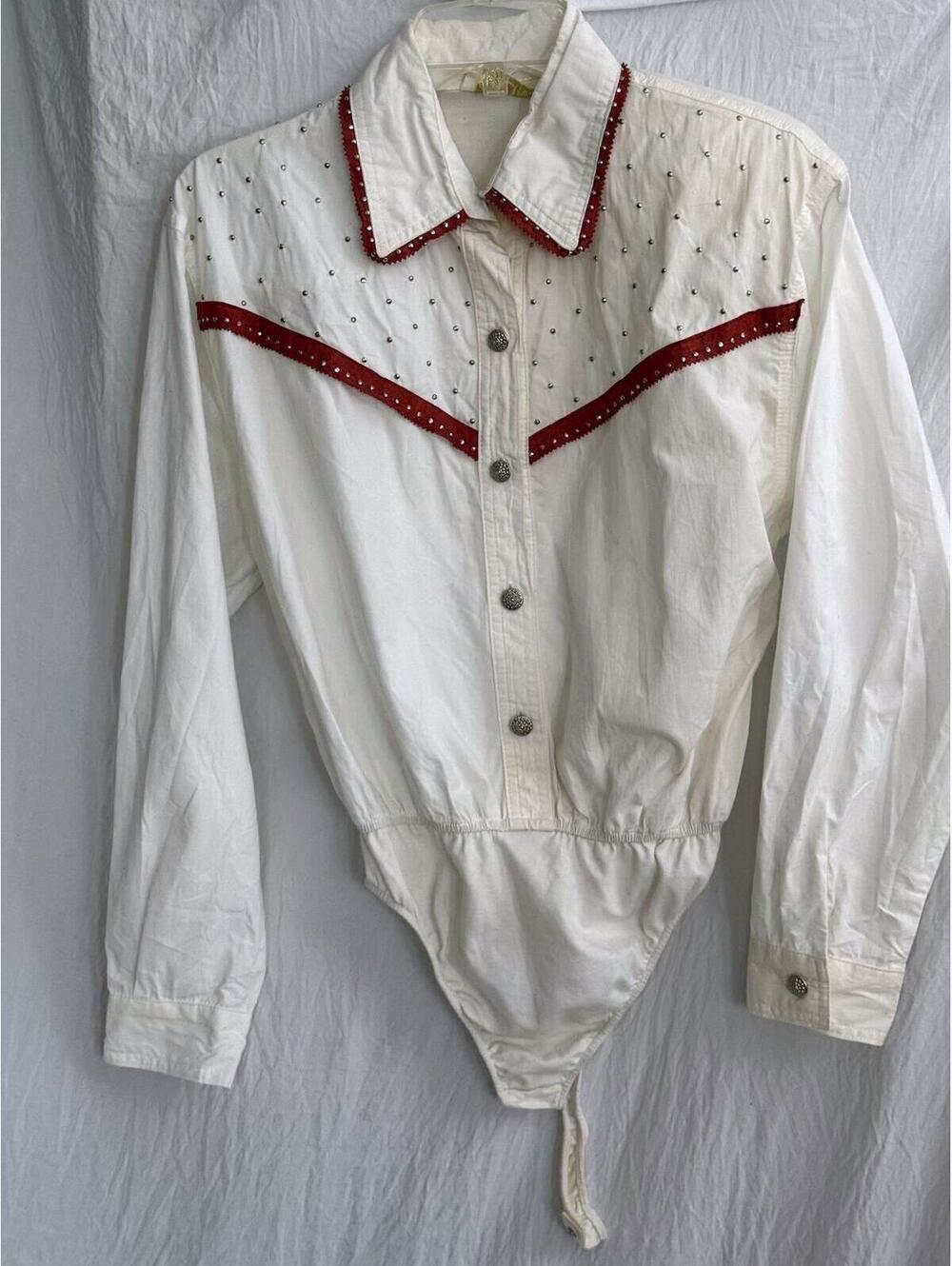 🆕LISTING🆕 Caché Western Style Blouse